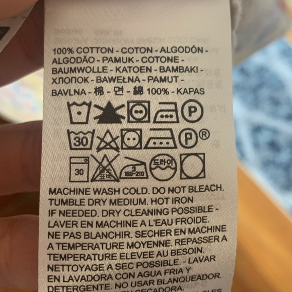 Brand new Levi’s floral mini dress with elastic waist and pockets 😍😍😍 - Picture 9 of 10